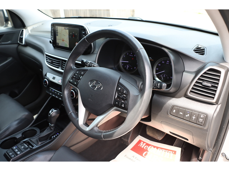 Hyundai 1.6 T-GDI PREMIUM SUV 5DR PETROL DCT AUTO HEATED SEATS SAT NAV BLUETOOTH DAB STEREO APPLE CARPLAY REAR CAMERA PARKING AIDS 44000 MILES FSH 6 SERVICES 72-74 Mitcham Road