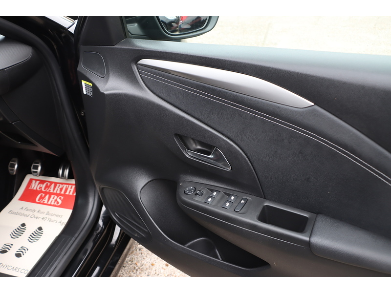 Vauxhall 1.2 TURBO SRI EDITION HATCHBACK 5DR PETROL MANUAL HEATED SEATS SAT NAV BLUETOOTH DAB STEREO APPLE CARPLAY PARKING AIDS 2 OWNERS ONLY 33000 MILES FSH 92-96 Mitcham Road