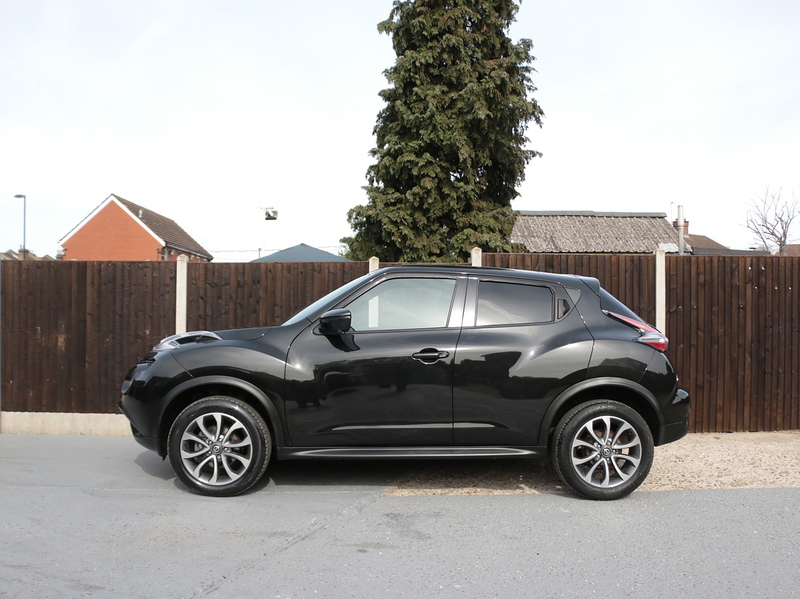 Nissan 1.6 TEKNA SUV PETROL MANUAL HEATED SEATS SAT NAV BLUETOOTH DAB STEREO REAR & 360 CAMERA 2 OWNERS SAME OWNER FOR 3 YEARS 49000 MILES SH NO ULEZ CHARGE 72-74 Mitcham Road