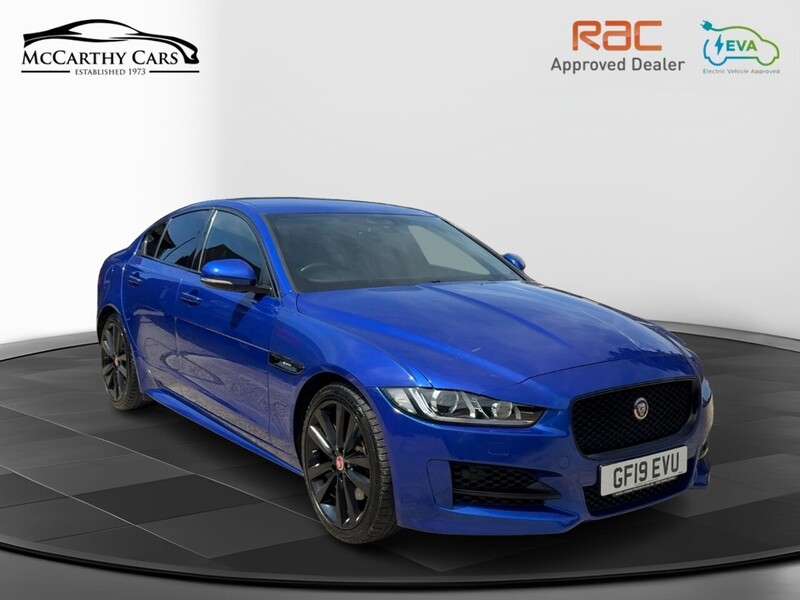 Jaguar 2.0I GPF R-SPORT SALOON 4DR PETROL AUTO HEATED SEATS SAT NAV BLUETOOTH DAB STEREO APPLE CARPLAY REAR CAMERA PARKING AIDS 2 OWNERS ONLY 61000 MILES SH 72-74 Mitcham Road