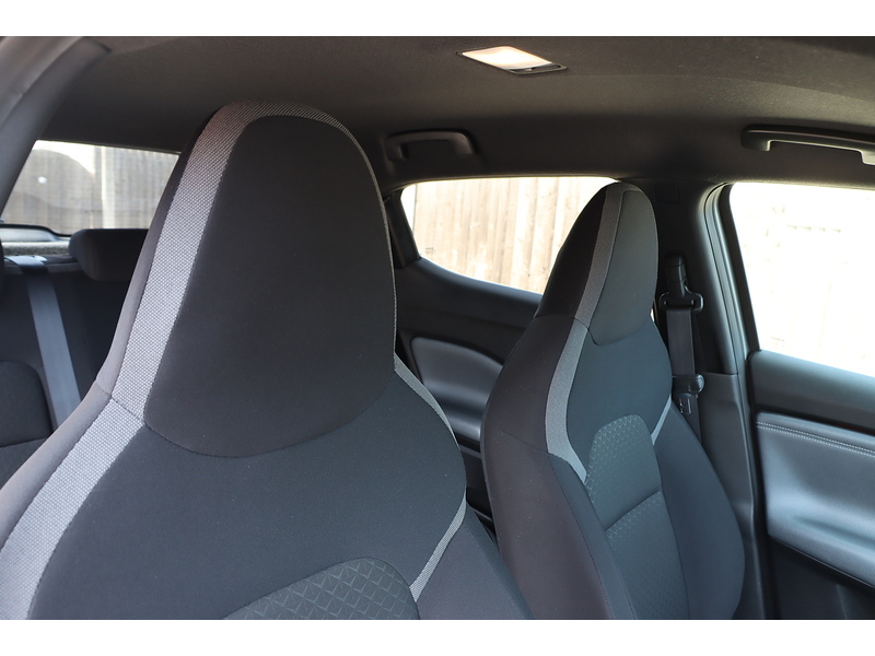 Nissan 1.0 DIG-T N-CONNECTA SUV 5DR PETROL DCT AUTO SATNAV BLUETOOTH DAB RADIO APPLE CARPLAY REAR CAMERA WITH PARKING AIDS JUST 2 OWNERS ONLY 73000 MILES FSH 72-74 Mitcham Road