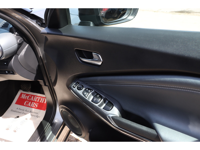 Nissan 1.0 DIG-T N-CONNECTA SUV 5DR PETROL DCT AUTO SATNAV BLUETOOTH DAB RADIO APPLE CARPLAY REAR CAMERA WITH PARKING AIDS JUST 2 OWNERS ONLY 73000 MILES FSH 72-74 Mitcham Road