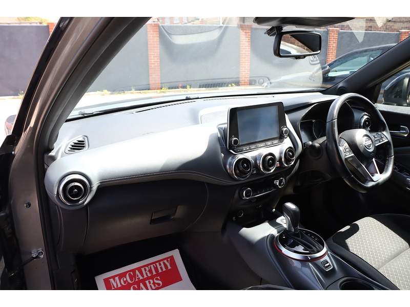 Nissan 1.0 DIG-T N-CONNECTA SUV 5DR PETROL DCT AUTO SATNAV BLUETOOTH DAB RADIO APPLE CARPLAY REAR CAMERA WITH PARKING AIDS JUST 2 OWNERS ONLY 73000 MILES FSH 72-74 Mitcham Road