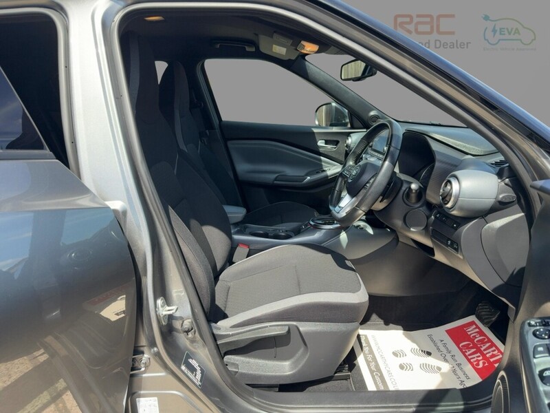 Nissan 1.0 DIG-T N-CONNECTA SUV 5DR PETROL DCT AUTO SATNAV BLUETOOTH DAB RADIO APPLE CARPLAY REAR CAMERA WITH PARKING AIDS JUST 2 OWNERS ONLY 73000 MILES FSH 72-74 Mitcham Road
