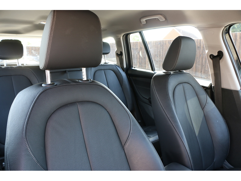 BMW 218I 1.5 LUXURY MPV 5DR PETROL DCT AUTO 7 SEATER SATNAV BLUETOOTH DAB STEREO PARKING AIDS JUST 2 OWNERS SAME OWNER FOR 3 YEARS ONLY 37000 MILES FSH 72-74 Mitcham Road