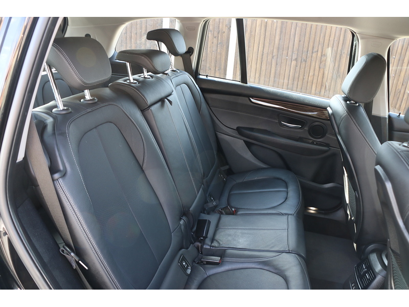 BMW 218I 1.5 LUXURY MPV 5DR PETROL DCT AUTO 7 SEATER SATNAV BLUETOOTH DAB STEREO PARKING AIDS JUST 2 OWNERS SAME OWNER FOR 3 YEARS ONLY 37000 MILES FSH 72-74 Mitcham Road