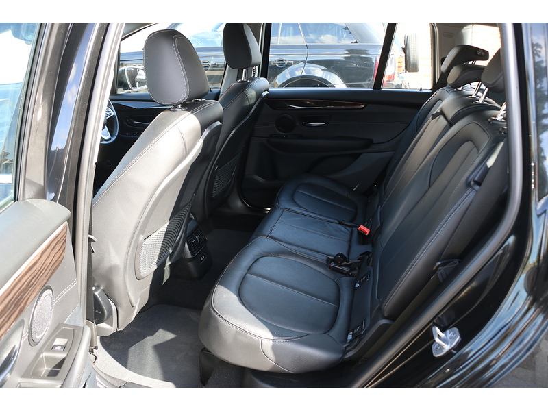 BMW 218I 1.5 LUXURY MPV 5DR PETROL DCT AUTO 7 SEATER SATNAV BLUETOOTH DAB STEREO PARKING AIDS JUST 2 OWNERS SAME OWNER FOR 3 YEARS ONLY 37000 MILES FSH 72-74 Mitcham Road