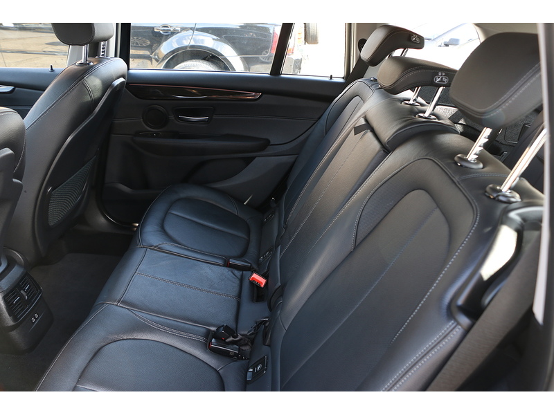 BMW 218I 1.5 LUXURY MPV 5DR PETROL DCT AUTO 7 SEATER SATNAV BLUETOOTH DAB STEREO PARKING AIDS JUST 2 OWNERS SAME OWNER FOR 3 YEARS ONLY 37000 MILES FSH 72-74 Mitcham Road