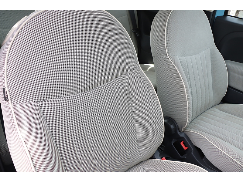 Fiat 1.2 Lounge Hatchback 3dr Petrol Manual Euro 4 (69 bhp) 72-74 Mitcham Road