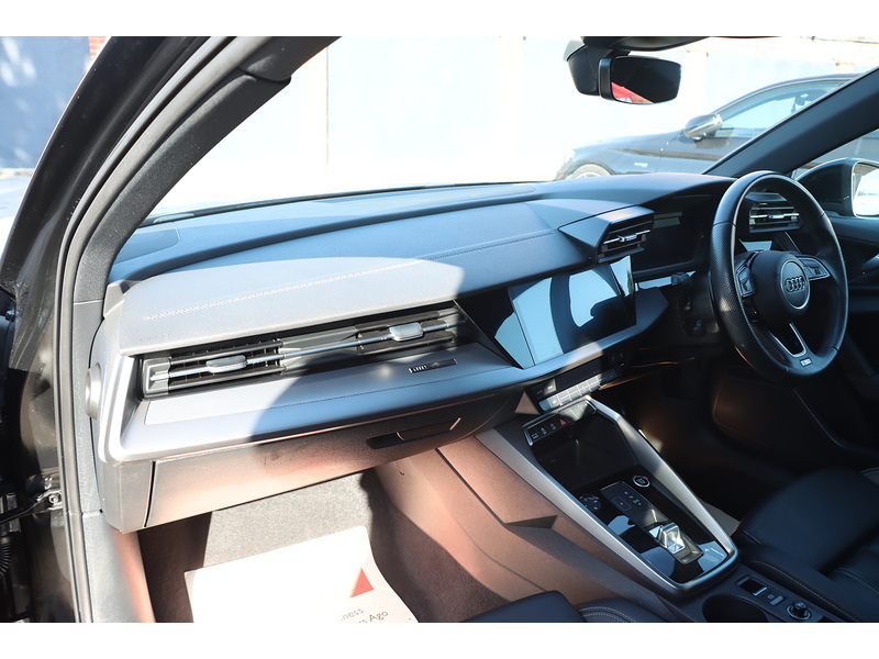 Audi 1.0 TFSI 30 S LINE SPORTBACK 5DR PETROL S TRONIC AUTO SATNAV BLUETOOTH DAB RADIO APPLE CARPLAY PARKING AIDS JUST 1 OWNER FROM NEW ONLY 41000 MILES FSH 72-74 Mitcham Road