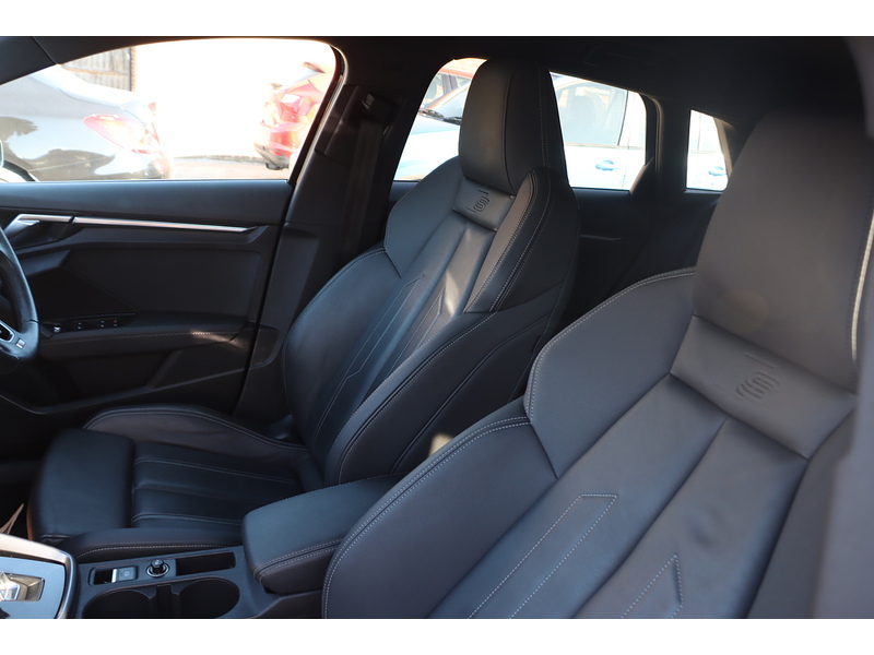 Audi 1.0 TFSI 30 S LINE SPORTBACK 5DR PETROL S TRONIC AUTO SATNAV BLUETOOTH DAB RADIO APPLE CARPLAY PARKING AIDS JUST 1 OWNER FROM NEW ONLY 41000 MILES FSH 72-74 Mitcham Road