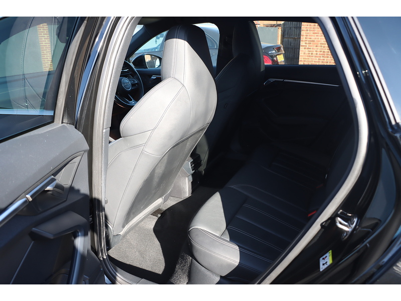 Audi 1.0 TFSI 30 S LINE SPORTBACK 5DR PETROL S TRONIC AUTO SATNAV BLUETOOTH DAB RADIO APPLE CARPLAY PARKING AIDS JUST 1 OWNER FROM NEW ONLY 41000 MILES FSH 72-74 Mitcham Road