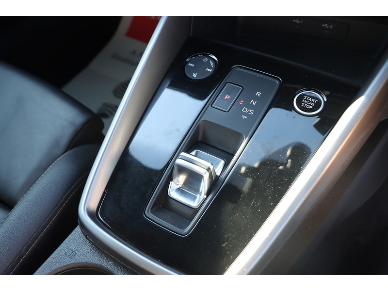 Audi 1.0 TFSI 30 S LINE SPORTBACK 5DR PETROL S TRONIC AUTO SATNAV BLUETOOTH DAB RADIO APPLE CARPLAY PARKING AIDS JUST 1 OWNER FROM NEW ONLY 41000 MILES FSH 72-74 Mitcham Road