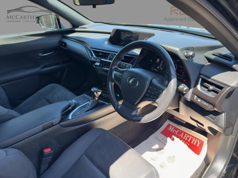 Lexus 250H 2.0 SUV 5DR PETROL HYBRID E-CVT AUTO SAT NAV BLUETOOTH DAB STEREO APPLE CARPLAY PARKING AIDS 2 OWNERS 64000 MILES FSH 5 SERVICES NO ULEZ CHARGE 72-74 Mitcham Road