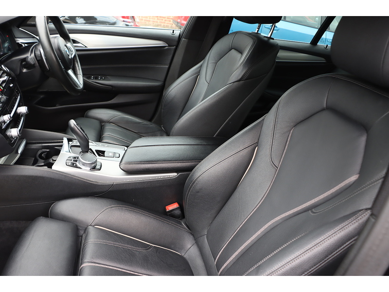 BMW 530E 2.0 9.2KWH M SPORT SALOON 4DR PETROL PLUG-IN HYBRID AUTO HEATED SEATS SATNAV BLUETOOTH DAB STEREO PARKING AIDS ONLY 78000 MILES SH NO ULEZ CHARGE 72-74 Mitcham Road