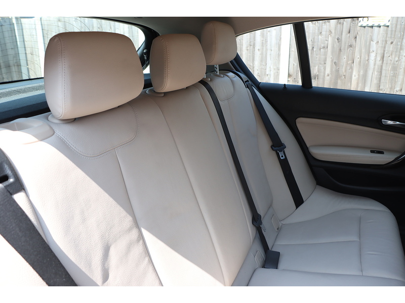 BMW 118I 1.5 SE HATCHBACK 5DR PETROL AUTO SATNAV BLUETOOTH DAB STEREO USB INPUT PARKING AIDS 2 OWNERS SAME OWNER FOR 8 YEARS 83000 MILES SH NO ULEZ CHARGE 72-74 Mitcham Road