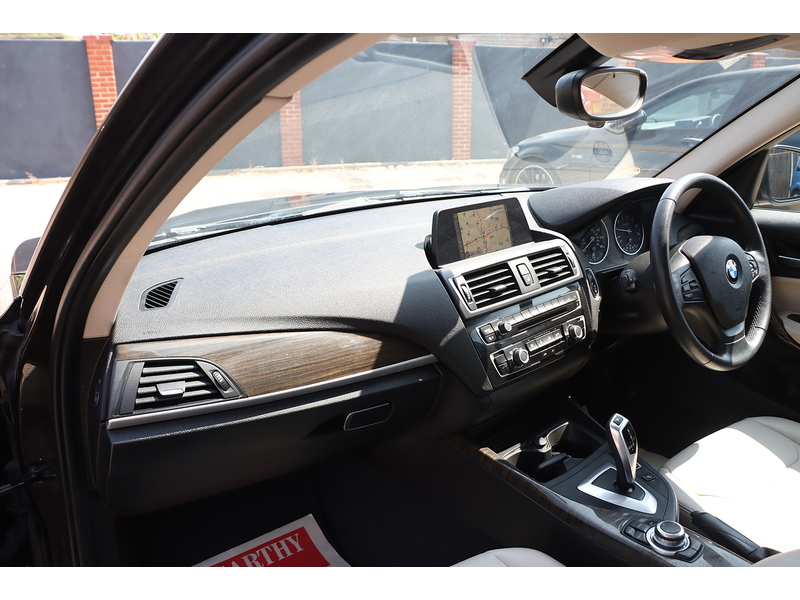 BMW 118I 1.5 SE HATCHBACK 5DR PETROL AUTO SATNAV BLUETOOTH DAB STEREO USB INPUT PARKING AIDS 2 OWNERS SAME OWNER FOR 8 YEARS 83000 MILES SH NO ULEZ CHARGE 72-74 Mitcham Road