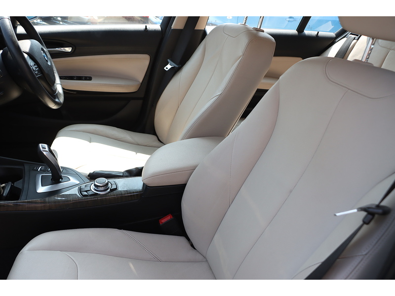 BMW 118I 1.5 SE HATCHBACK 5DR PETROL AUTO SATNAV BLUETOOTH DAB STEREO USB INPUT PARKING AIDS 2 OWNERS SAME OWNER FOR 8 YEARS 83000 MILES SH NO ULEZ CHARGE 72-74 Mitcham Road