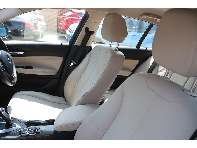 BMW 118I 1.5 SE HATCHBACK 5DR PETROL AUTO SATNAV BLUETOOTH DAB STEREO USB INPUT PARKING AIDS 2 OWNERS SAME OWNER FOR 8 YEARS 83000 MILES SH NO ULEZ CHARGE 72-74 Mitcham Road