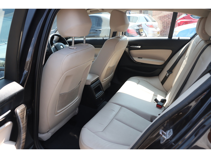 BMW 118I 1.5 SE HATCHBACK 5DR PETROL AUTO SATNAV BLUETOOTH DAB STEREO USB INPUT PARKING AIDS 2 OWNERS SAME OWNER FOR 8 YEARS 83000 MILES SH NO ULEZ CHARGE 72-74 Mitcham Road
