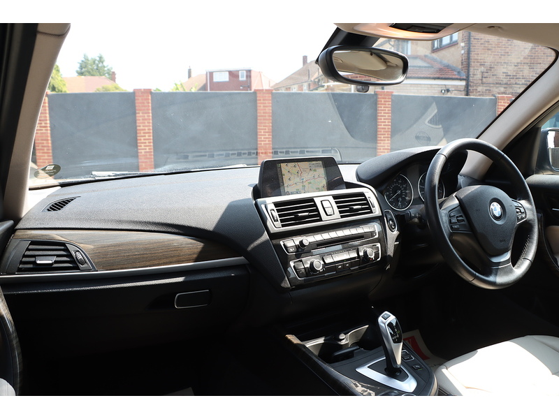 BMW 118I 1.5 SE HATCHBACK 5DR PETROL AUTO SATNAV BLUETOOTH DAB STEREO USB INPUT PARKING AIDS 2 OWNERS SAME OWNER FOR 8 YEARS 83000 MILES SH NO ULEZ CHARGE 72-74 Mitcham Road
