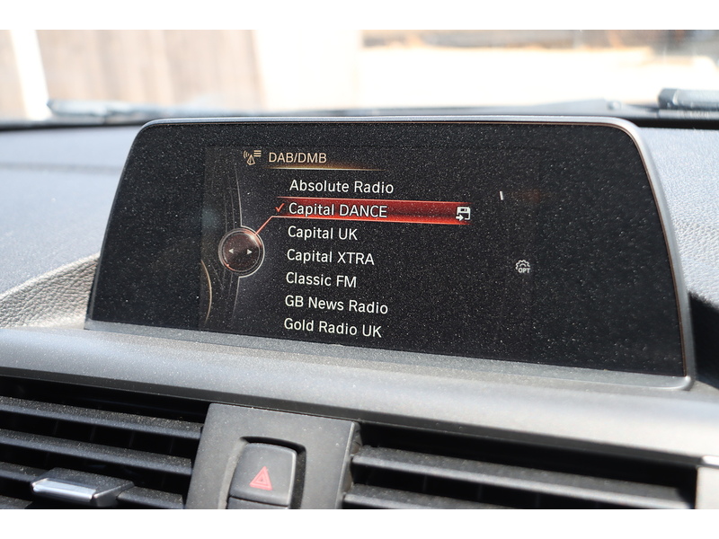 BMW 118I 1.5 SE HATCHBACK 5DR PETROL AUTO SATNAV BLUETOOTH DAB STEREO USB INPUT PARKING AIDS 2 OWNERS SAME OWNER FOR 8 YEARS 83000 MILES SH NO ULEZ CHARGE 72-74 Mitcham Road