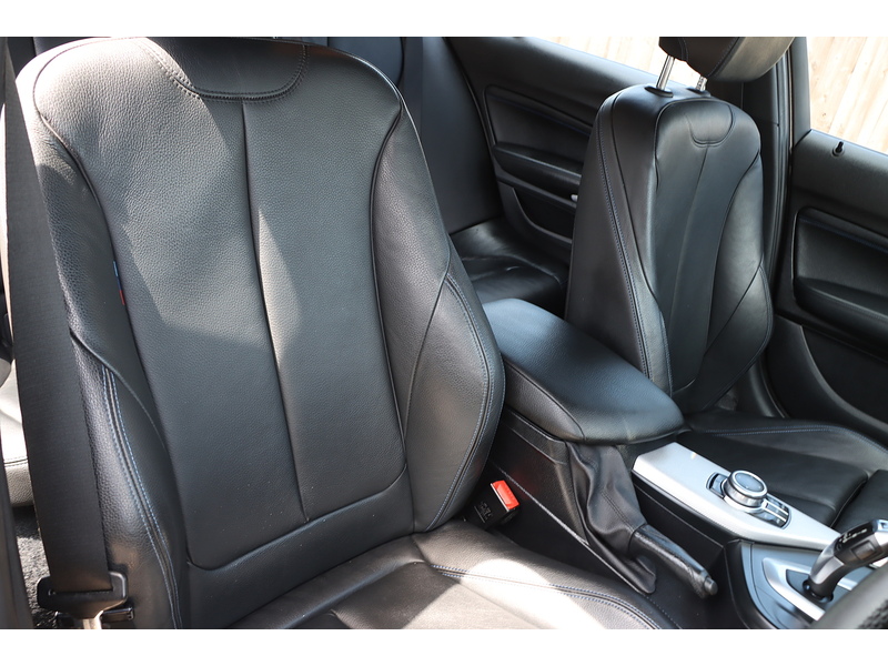 BMW 118I 1.5 GPF M SPORT HATCHBACK 5DR PETROL AUTO SAT NAV BLUETOOTH DAB STEREO USB INPUT AIR CONDITIONING PARKING AIDS ONLY 70000 MILES SH NO ULEZ CHARGE 72-74 Mitcham Road