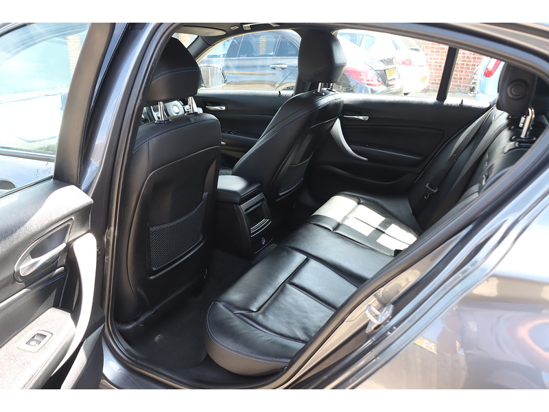 BMW 118I 1.5 GPF M SPORT HATCHBACK 5DR PETROL AUTO SAT NAV BLUETOOTH DAB STEREO USB INPUT AIR CONDITIONING PARKING AIDS ONLY 70000 MILES SH NO ULEZ CHARGE 72-74 Mitcham Road