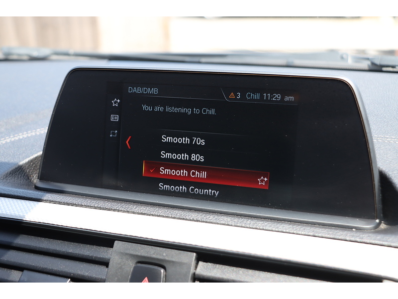 BMW 118I 1.5 GPF M SPORT HATCHBACK 5DR PETROL AUTO SAT NAV BLUETOOTH DAB STEREO USB INPUT AIR CONDITIONING PARKING AIDS ONLY 70000 MILES SH NO ULEZ CHARGE 72-74 Mitcham Road
