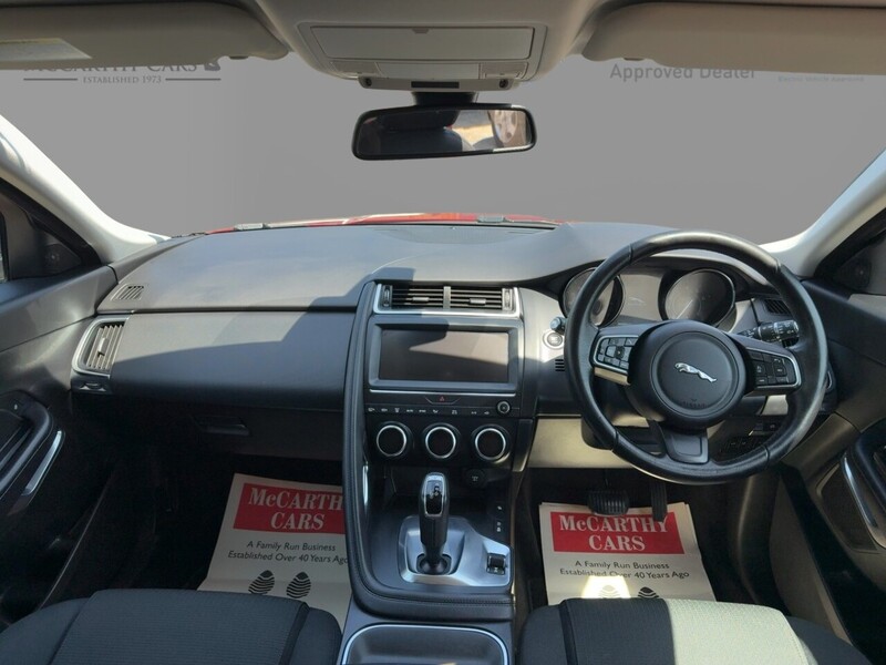 Jaguar 2.0 P200 SUV 5DR PETROL AWD AUTO BLUETOOTH WITH MUSIC STREAMING DAB STEREO REAR CAMERA WITH PARKING AIDS ONLY 68000 MILES SH NO ULEZ CHARGE 72-74 Mitcham Road
