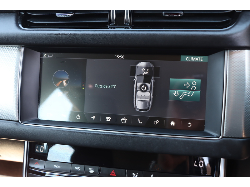 Jaguar 2.0I PORTFOLIO GPF SPORTBRAKE 5DR PETROL AUTO HEATED SEATS SATNAV BLUETOOTH DAB STEREO APPLE CARPLAY REAR CAMERA WITH PARKING AIDS ONLY 74000 MILES SH 72-74 Mitcham Road