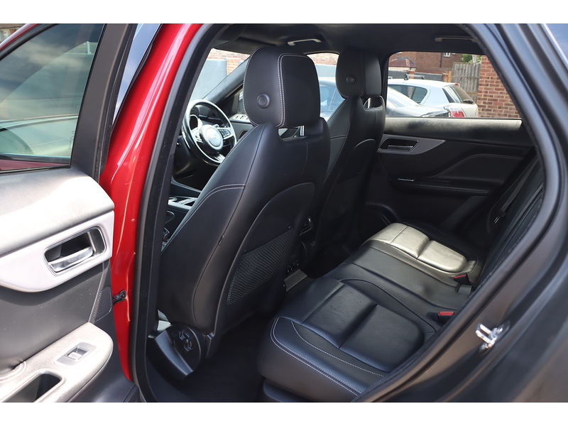 Jaguar 2.0 P250I R-SPORT SUV 5DR PETROL AWD AUTO HEATED SEATS SAT NAV DAB STEREO APPLE CARPLAY REAR CAMERA PARKING AIDS SAME OWNER FOR 3 YEARS 63000 MILES SH 72-74 Mitcham Road