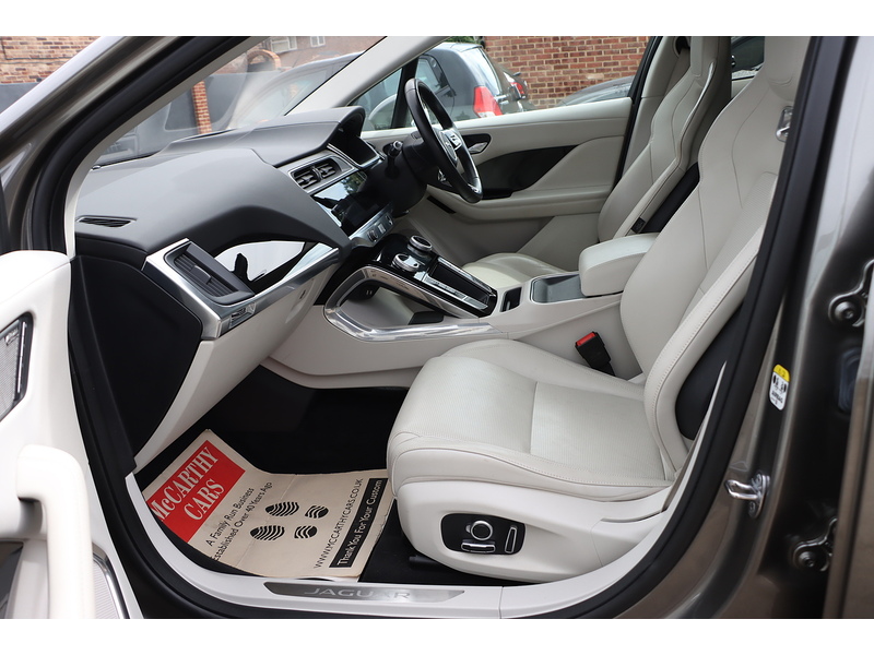 Jaguar 400 90KWH HSE SUV 5DR ELECTRIC 4WD AUTO PAN ROOF HEATED SEATS SAT NAV BLUETOOTH DAB STEREO APPLE CARPLAY REAR & 360 CAMERA PARKING AIDS 27000 MILES SH 72-74 Mitcham Road