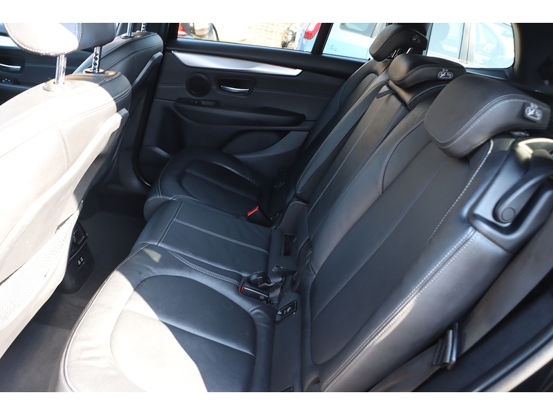 BMW 220I 2.0 GPF M SPORT MPV 5DR PETROL DCT AUTO 7 SEATER HEATED SEATS SATNAV BLUETOOTH DAB STEREO PARKING AIDS SAME OWNER FOR 4 YEARS ONLY 78000 MILES SH 72-74 Mitcham Road