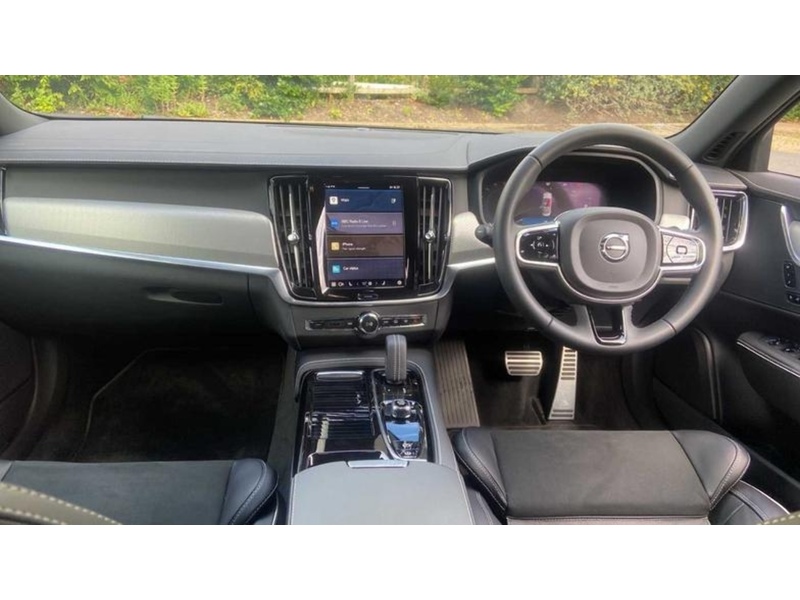 Volvo 2.0h T8 Recharge 18.8kWh R-Design Saloon 4dr Petrol Plug-in Hybrid Auto AWD Euro 6 (s/s) (455 ps) 72-74 Mitcham Road