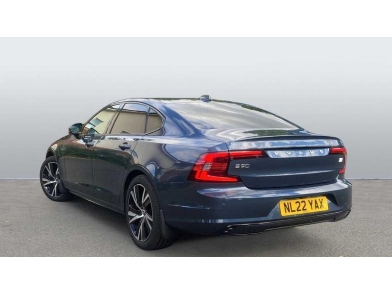 Volvo 2.0h T8 Recharge 18.8kWh R-Design Saloon 4dr Petrol Plug-in Hybrid Auto AWD Euro 6 (s/s) (455 ps) 72-74 Mitcham Road