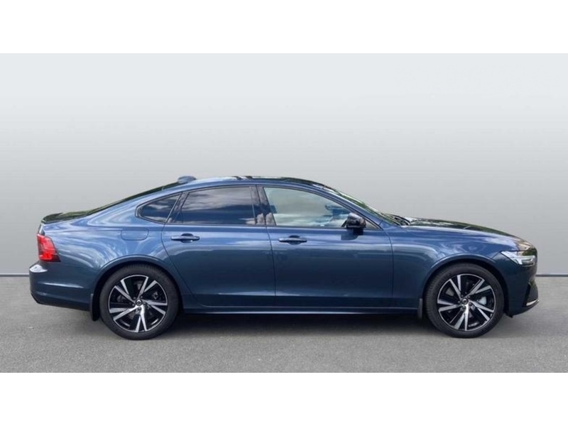 Volvo 2.0h T8 Recharge 18.8kWh R-Design Saloon 4dr Petrol Plug-in Hybrid Auto AWD Euro 6 (s/s) (455 ps) 72-74 Mitcham Road