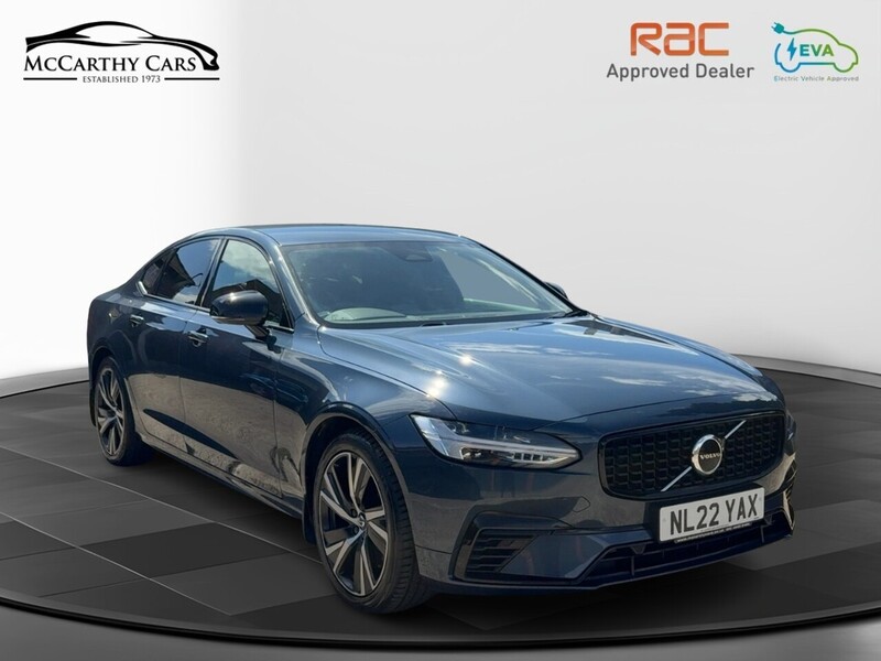 Volvo 2.0H T8 RECHARGE 18.8KWH R-DESIGN SALOON 4DR PETROL PLUG-IN HYBRID AWD AUTO HEATED SEATS SAT NAV BLUETOOTH REAR CAMERA PARKING AIDS JUST 2 OWNERS FSH 72-74 Mitcham Road