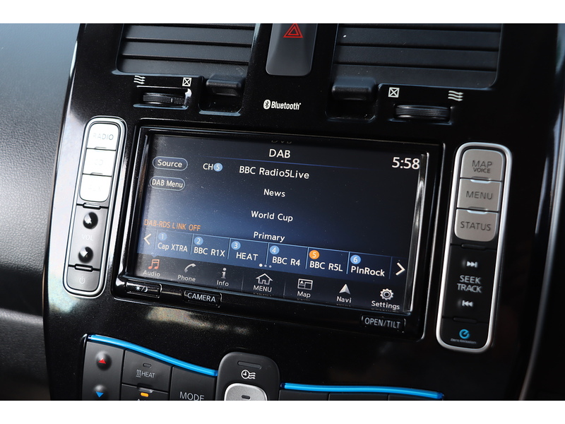 Nissan 30kWh Tekna Hatchback 5dr Electric Auto (109 bhp) 92-96 Mitcham Road