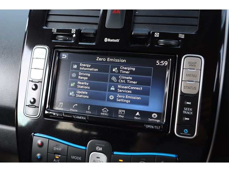 Nissan 30kWh Tekna Hatchback 5dr Electric Auto (109 bhp) 92-96 Mitcham Road