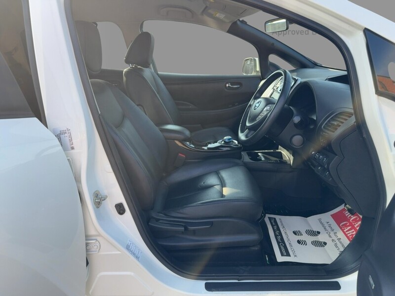 Nissan 30kWh Tekna Hatchback 5dr Electric Auto (109 bhp) 92-96 Mitcham Road