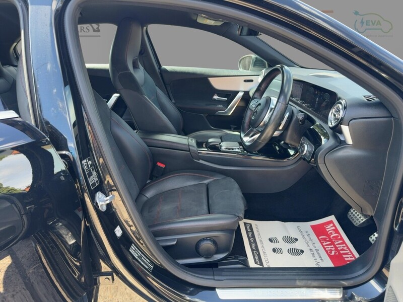 Mercedes-Benz A200 1.3 AMG LINE (PREMIUM) HATCHBACK 5DR PETROL 7G-DCT AUTO HEATED SEATS SAT NAV BLUETOOTH DAB STEREO REAR CAMERA PARKING AIDS ONLY 77000 MILES FSH 72-74 Mitcham Road