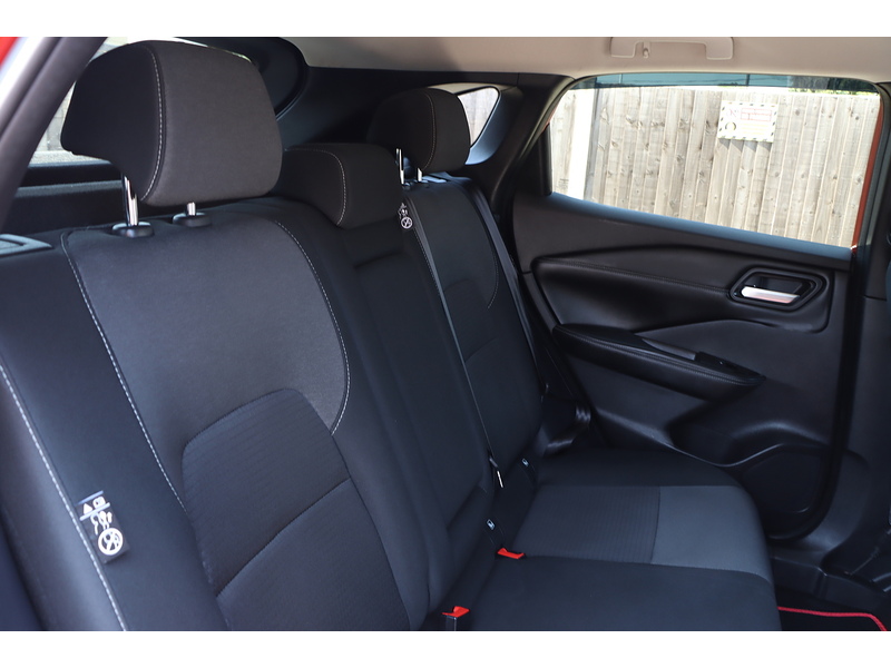 Nissan 1.3 DIG-T MHEV N-CONNECTA SUV 5DR PETROL HYBRID XTRON AUTO SATNAV BLUETOOTH DAB RADIO APPLE CARPLAY REAR & 360 CAMERA PARKING AIDS ONLY 55000 MILES SH 92-96 Mitcham Road