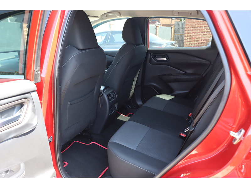 Nissan 1.3 DIG-T MHEV N-CONNECTA SUV 5DR PETROL HYBRID XTRON AUTO SATNAV BLUETOOTH DAB RADIO APPLE CARPLAY REAR & 360 CAMERA PARKING AIDS ONLY 55000 MILES SH 92-96 Mitcham Road