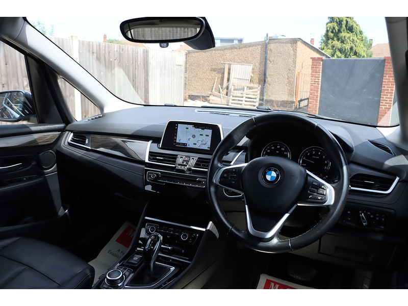 BMW 218I 1.5 LUXURY MPV 5DR PETROL DCT AUTO 7 SEATER SAT NAV BLUETOOTH DAB STEREO CD PLAYER PARKING AIDS JUST 2 OWNERS ONLY 56000 MILES FSH NO ULEZ CHARGE 92-96 Mitcham Road