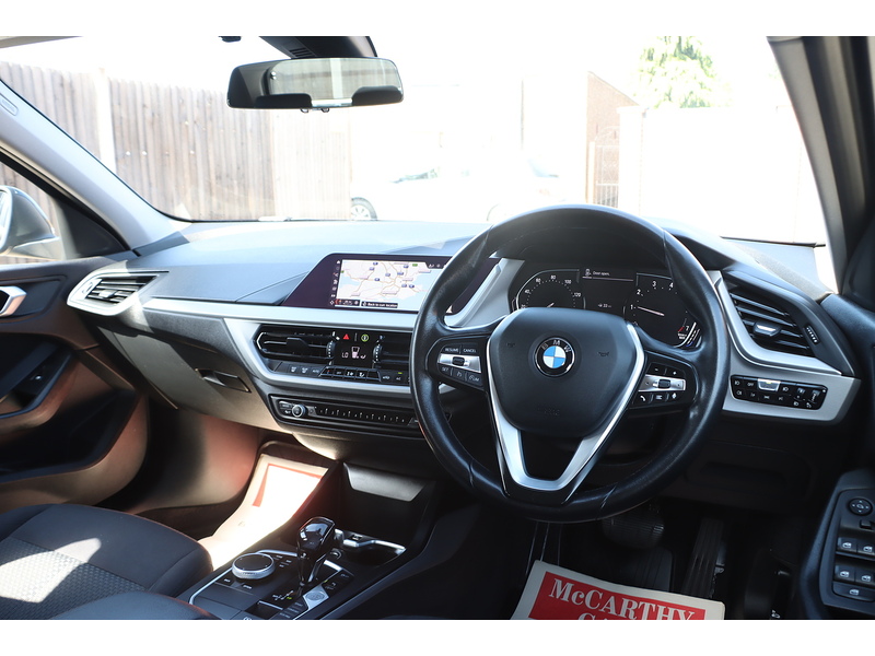 BMW 118I 1.5 SE HATCHBACK 5DR PETROL DCT AUTO SAT NAV BLUETOOTH DAB STEREO PARKING AIDS JUST 2 OWNERS ONLY 63000 MILES FSH 5 SERVICES NO ULEZ CHARGE 92-96 Mitcham Road