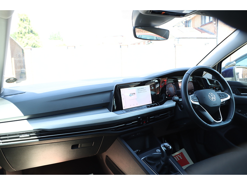 Volkswagen 1.0 TSI LIFE HATCHBACK 5DR PETROL MANUAL SATELLITE NAVIGATION BLUETOOTH DAB STEREO PARKING AIDS JUST 1 OWNER FROM ONLY 12000 MILES FSH NO ULEZ CHARGE 92-96 Mitcham Road