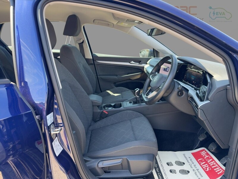 Volkswagen 1.0 TSI LIFE HATCHBACK 5DR PETROL MANUAL SATELLITE NAVIGATION BLUETOOTH DAB STEREO PARKING AIDS JUST 1 OWNER FROM ONLY 12000 MILES FSH NO ULEZ CHARGE 92-96 Mitcham Road