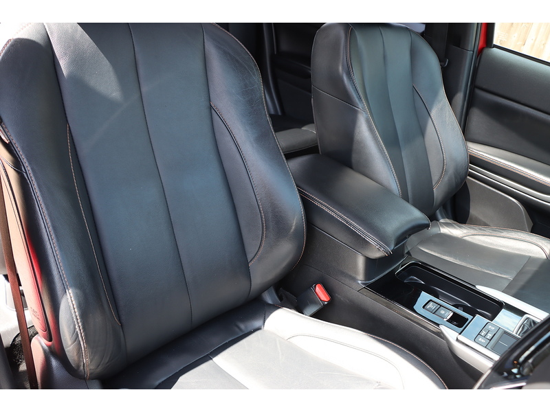 Mitsubishi 1.5T FIRST EDITION SUV 5DR PETROL CVT 4WD AUTO SUNROOF HEATED SEATS SATNAV BLUETOOTH DAB STEREO APPLE CARPLAY REAR CAMERA PARKING AIDS 57000 MILES FSH 92-96 Mitcham Road