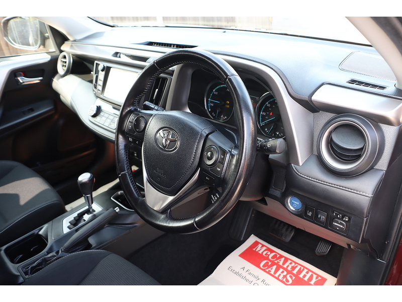 Toyota 2.5 VVT-H BUSINESS EDITION PLUS SUV 5DR PETROL HYBRID CVT AUTO SAT NAV BLUETOOTH REAR CAMERA PARKING AIDS 2 OWNERS 86000 MILES FSH 9 SERVICES £35 TAX 72-74 Mitcham Road